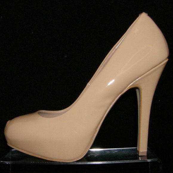 Steve Madden Traisie beige patent leather heels 9M - Picture 4 of 8